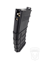 Load image into Gallery viewer, Golden Eagle MC-318 M4 Green Gas GBBR Mag